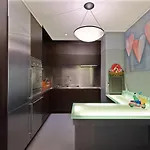 Modern And Particular In The Center Apartament