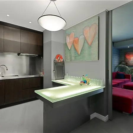 Apartment Modern And Particular In The Center
