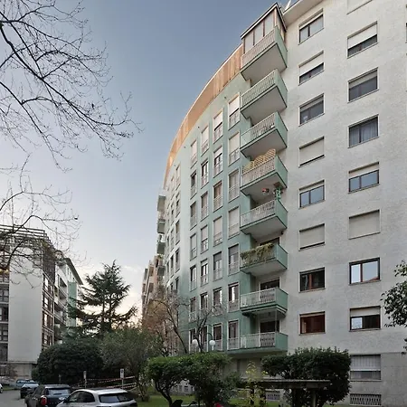 Modern And Particular In The Center Apartment *